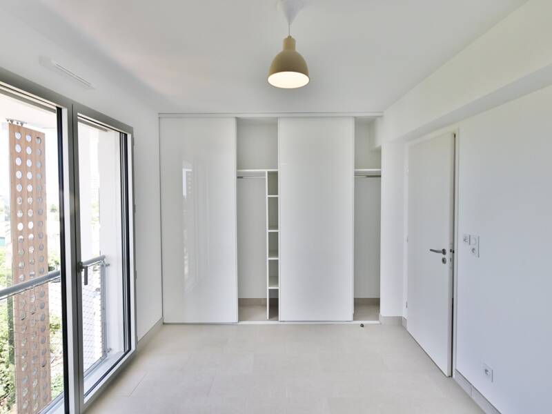 Maison à louer, 83m², MARSEILLE 8E