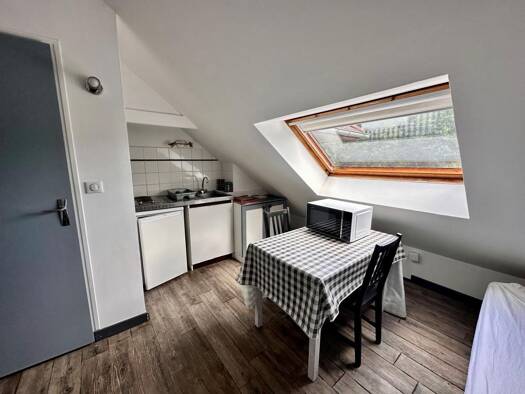 Studio à louer 615 € 1 pièce 15 m² 2ème étage Le Bourget-du-Lac 73370