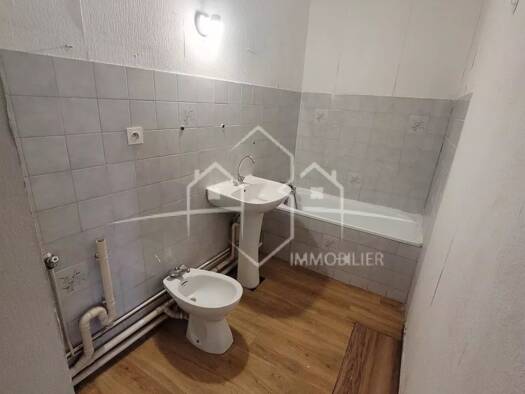 Appartement à louer 345 € 2 pièces 1 chambre 37,2 m² 2ème étage Beaurepaire 38270
