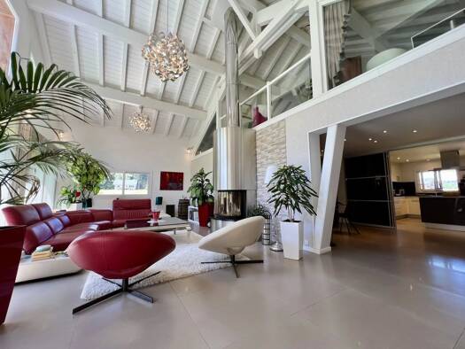 Maison à vendre 728 000 € 8 pièces 3 chambres 167,4 m² La Féclaz Les Déserts 73230