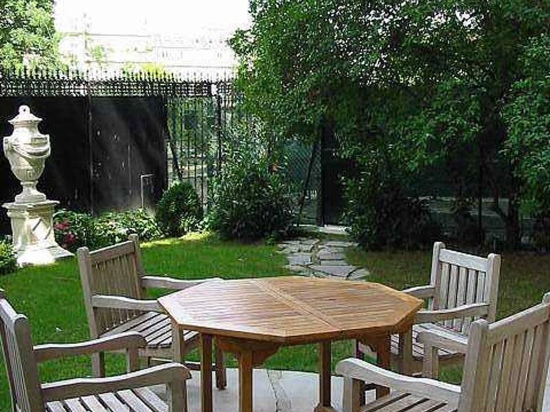 Maison à louer, 135m², PARIS 16E