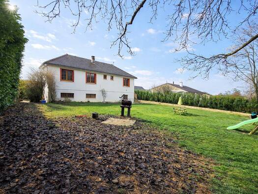 Maison de plain-pied à vendre 260 000 € 5 pièces 4 chambres 95 m² 695 m² de terrain Belleneuve 21310