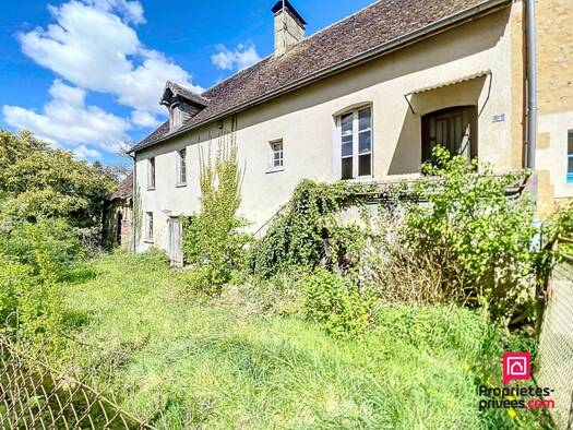 Maison à vendre 75 590 € 6 pièces 3 chambres 185 m² 331 m² de terrain René 72260