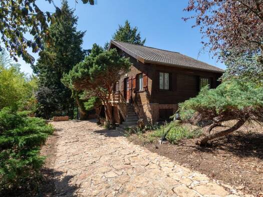 Chalet à vendre 210 000 € 4 pièces 3 chambres 110 m² 2 402 m² de terrain Hurigny 71870