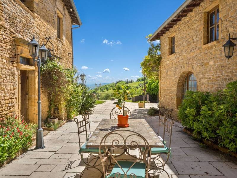 Maison à vendre, 431m², VILLE SUR JARNIOUX