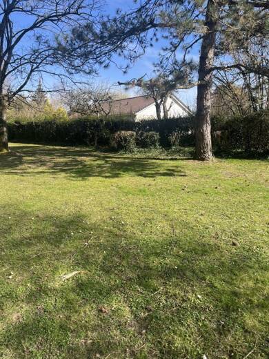 Terrain constructible à vendre 130 000 € 353 m² de terrain Centre Brunoy 91800