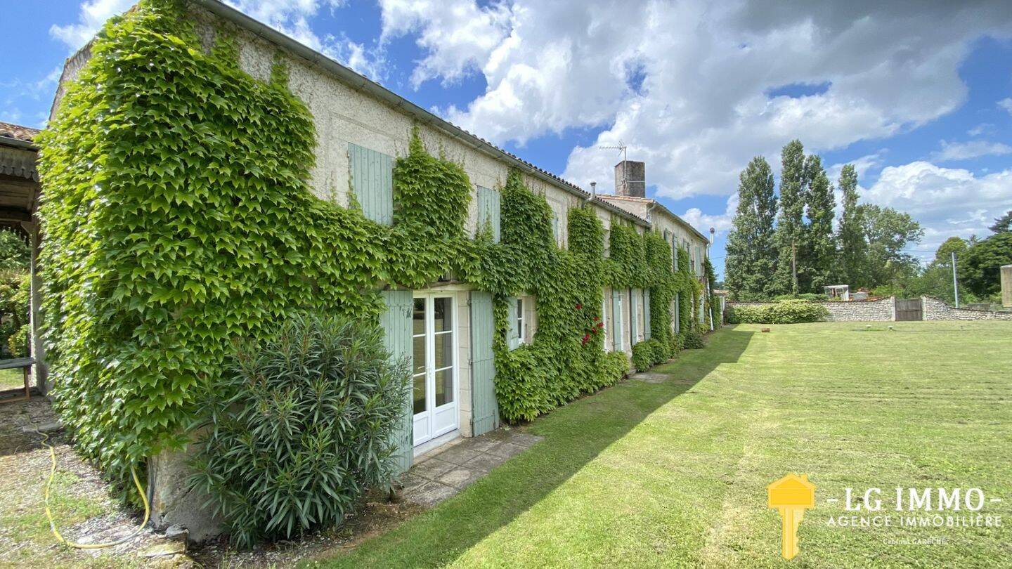 Maison à vendre, 707m², MORTAGNE SUR GIRONDE