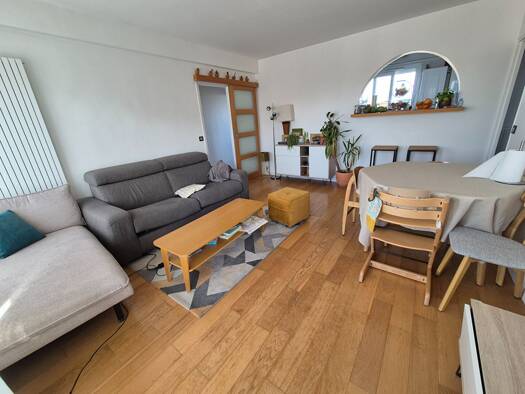 Appartement à louer 1 400 € 3 pièces 2 chambres 55 m² Étage 3/3 Le Tir Maisons-Laffitte 78600
