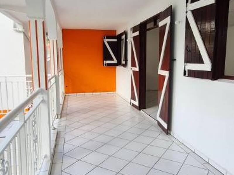 Maison à louer, 95m², LES ABYMES