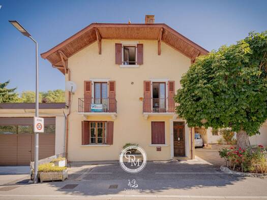 Maison à vendre 472 000 € 5 pièces 4 chambres 539 m² de terrain Frangy 74270
