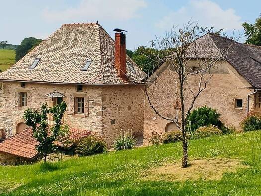 Maison à vendre 259 000 € 5 pièces 3 chambres 108 m² 3 907 m² de terrain Chenailler-Mascheix 19120
