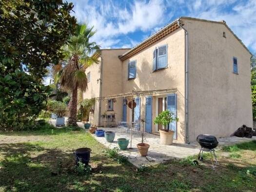 Maison à vendre 695 000 € 7 pièces 5 chambres 205 m² 1 500 m² de terrain Ouest Peymeinade 06530