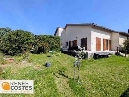 Maison en viager occupé Bouquet 46 375 € 3 pièces 2 chambres 90 m² 949 m² de terrain Catalins-Gondole Montélimar 26200