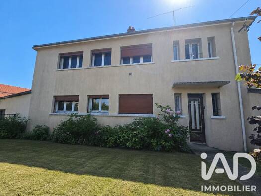 Maison à vendre 132 000 € 6 pièces 5 chambres 150 m² 675 m² de terrain Manchester Nord Charleville-Mézières 08000