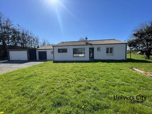 Maison à vendre 354 000 € 6 pièces 3 chambres 157 m² 3 100 m² de terrain Saint-Philbert-de-Bouaine 85660