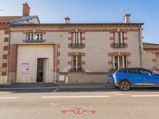 Maison à vendre 194 400 € 6 pièces 2 chambres 170 m² 280 m² de terrain Nord Bétheny 51450