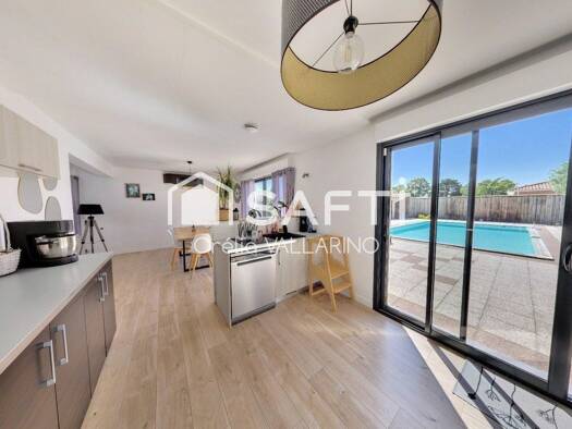 Villa à vendre 446 000 € 6 pièces 4 chambres 145 m² 1 496 m² de terrain Chemin de la Vie Ambares-et-Lagrave 33440