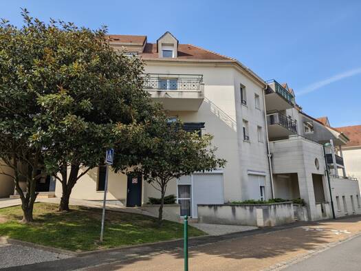 Appartement à vendre 103 650 € 1 pièce 30 m² 1er étage Est Mainvilliers 28300