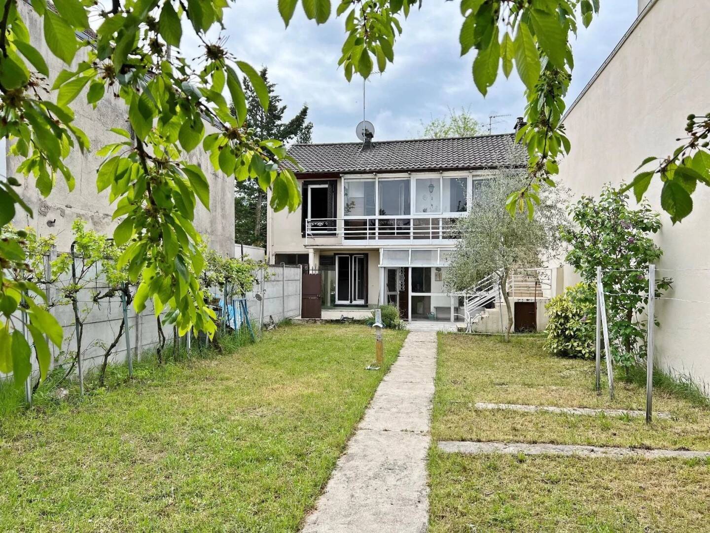 Maison à vendre, 94m², LA VARENNE SAINT HILAIRE