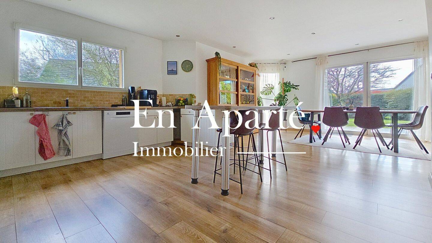 Maison à vendre, 198m², SAINT SAUVEUR LA POMMERAYE