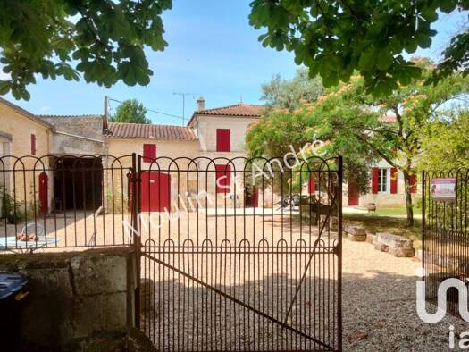 Maison à vendre 605 000 € 6 pièces 4 chambres 197 m² 6 131 m² de terrain Saint-André-de-Lidon 17260