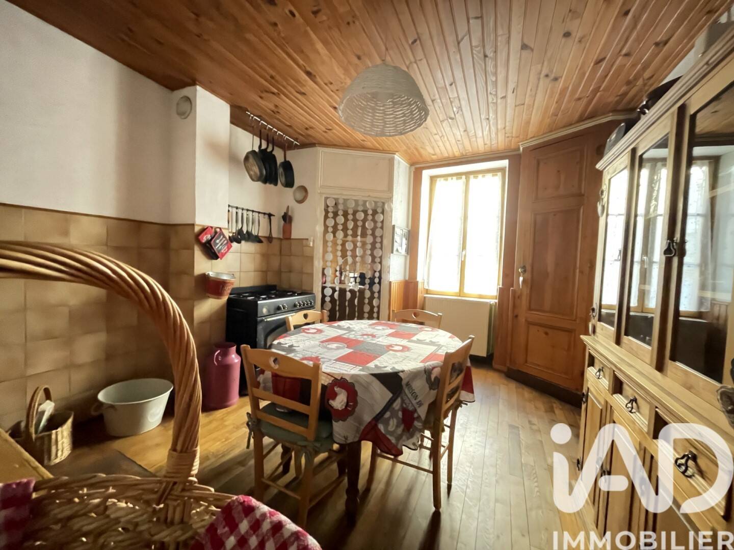 Maison à vendre, 80m², JUJURIEUX