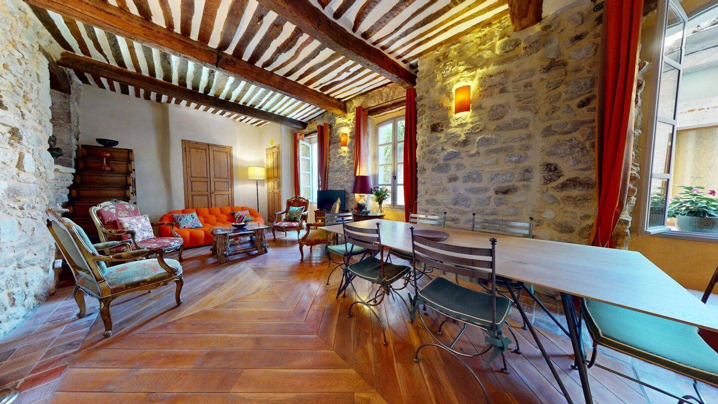 Maison à vendre, 353m², MOLLANS SUR OUVEZE