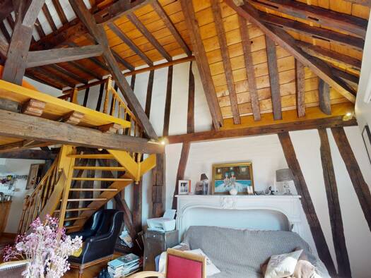 Duplex à vendre 180 000 € 5 pièces 3 chambres 82,21 m² Étage 3/4 Cathédrale Troyes 10000
