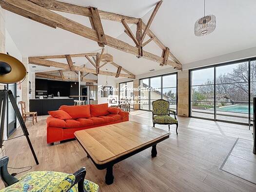 Maison à vendre 645 000 € 6 pièces 5 chambres 215 m² 600 m² de terrain Fronsac 33126