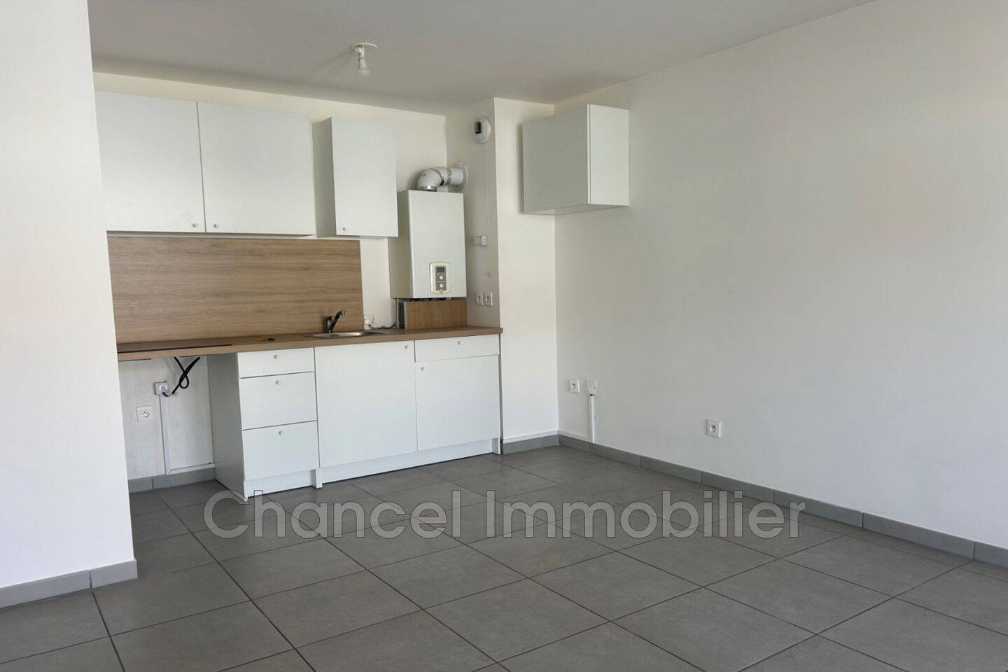Maison à louer, 42m², CAGNES SUR MER