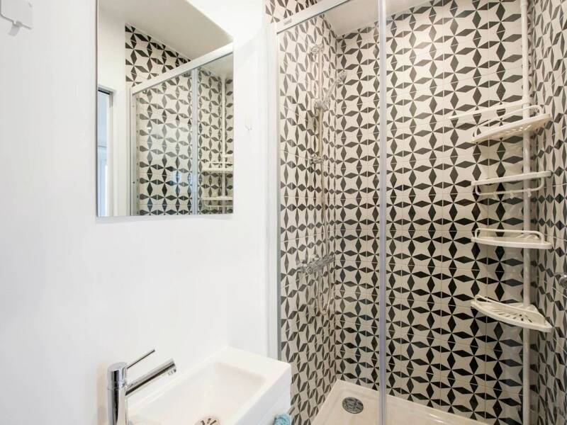 Maison à louer, 14m², PARIS 18E