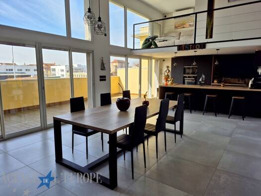 Duplex à vendre - Première occupation 395 200 € 5 pièces 3 chambres 171,5 m² Étage 1/1 Les Garets-Bellevue Vichy 03200