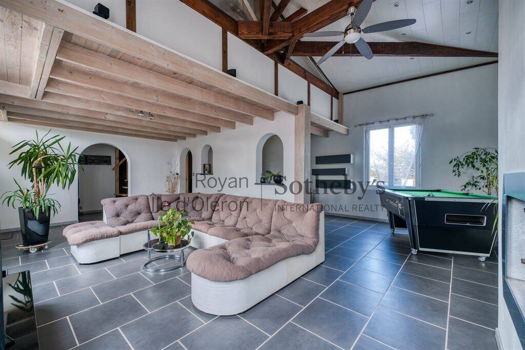 Maison à vendre, 128m², LE CHATEAU D'OLERON