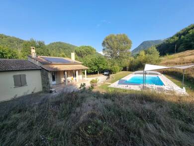 Villa en viager occupé Bouquet 75 000 € 4 pièces 3 chambres 100 m² 12 700 m² de terrain Rochebaudin 26160
