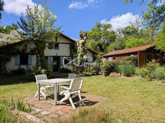 Maison à vendre 299 000 € 5 pièces 3 chambres 133 m² 2 800 m² de terrain Bégaar 40400
