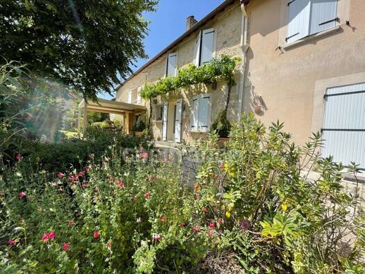 Maison à vendre 399 000 € 6 pièces 5 chambres 293 m² 1 777 m² de terrain Saint-Sulpice-d'Excideuil 24800
