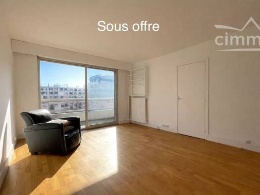 Appartement à vendre 300 000 € 1 pièce 34,13 m² Étage 7/12 Paris 15ème arrondissement 75015