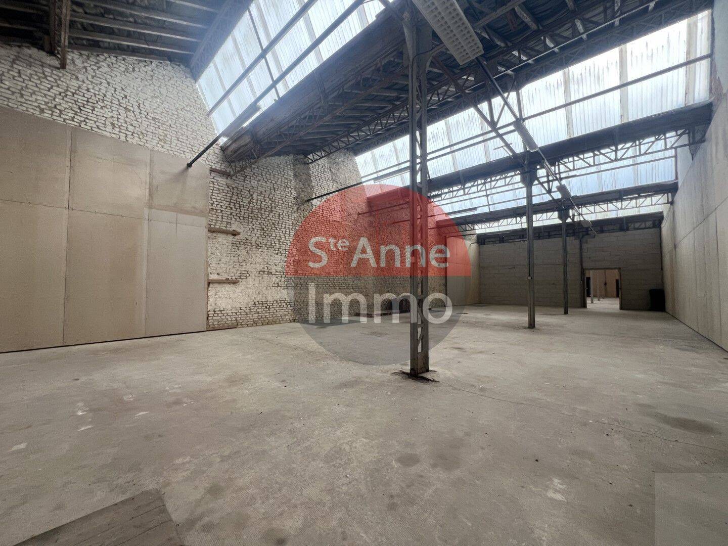 Maison à vendre, 950m², ROSIERES EN SANTERRE