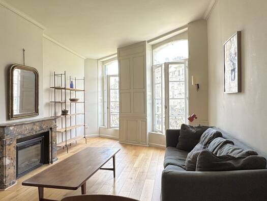 Appartement à vendre 280 000 € 2 pièces 1 chambre 50 m² Étage 1/4 Petit Bayonne Bayonne 64100