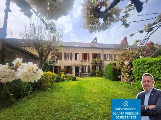 Maison de ville à vendre 119 900 € 9 pièces 7 chambres 260 m² 300 m² de terrain La Machine 58260
