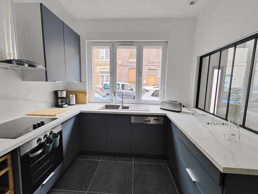 Maison à louer 2 400 € 5 pièces 4 chambres 115 m² Kuhlmann Loos 59120