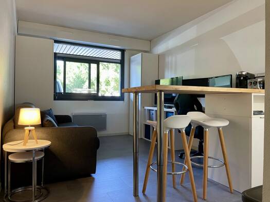 Studio à louer - logement étudiant 638 € 1 pièce 22 m² 3 étages dès le 01/09/2026 La Rochelle 17000