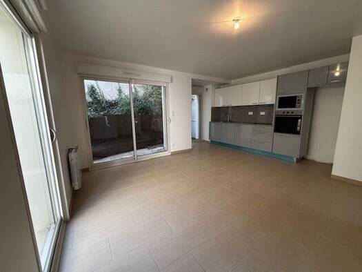 Appartement à louer 1 520 € 3 pièces 2 chambres 56,9 m² Étage 1/2 Saint Ferdinand Arcachon 33120