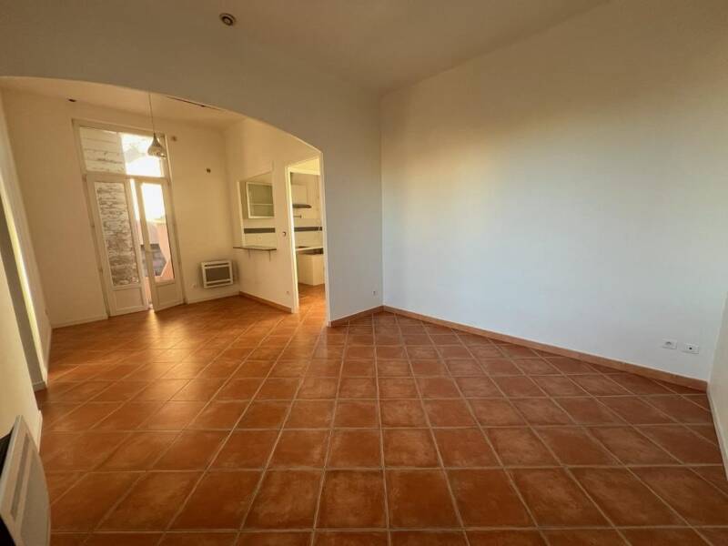 Maison à louer, 47m², MARSEILLE 11E