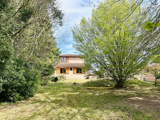 Maison à vendre 395 000 € 9 pièces 5 chambres 227 m² 2 172 m² de terrain Caraman 31460