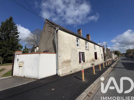 Maison à vendre 235 000 € 8 pièces 8 chambres 200 m² 2 389 m² de terrain Lailly-en-Val 45740