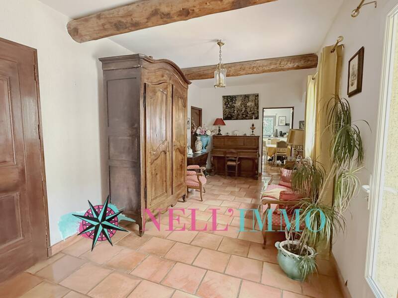 Maison à vendre, 209m², PELISSANNE