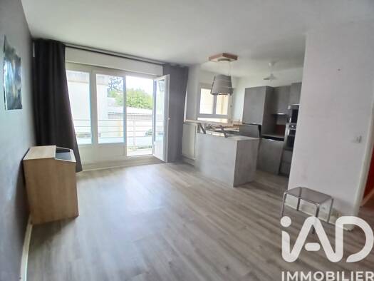 Appartement à vendre 249 000 € 3 pièces 2 chambres 61 m² Étage 1/3 Centre Nord Palaiseau 91120