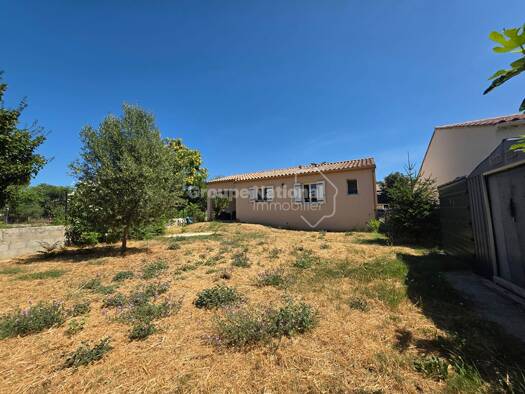 Maison de plain-pied à vendre 265 000 € 4 pièces 3 chambres 88,45 m² 532 m² de terrain Legue-Pous du Plan Carpentras 84200
