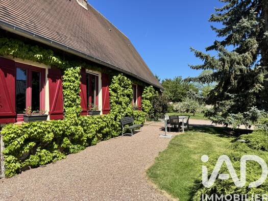 Maison de plain-pied à vendre 209 000 € 4 pièces 2 chambres 95 m² 3 553 m² de terrain Mesnils-sur-Iton 27240